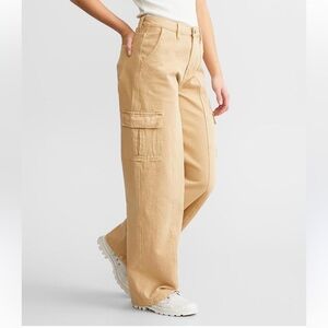 Gilded Intent Women’s Khaki Cargo Pants